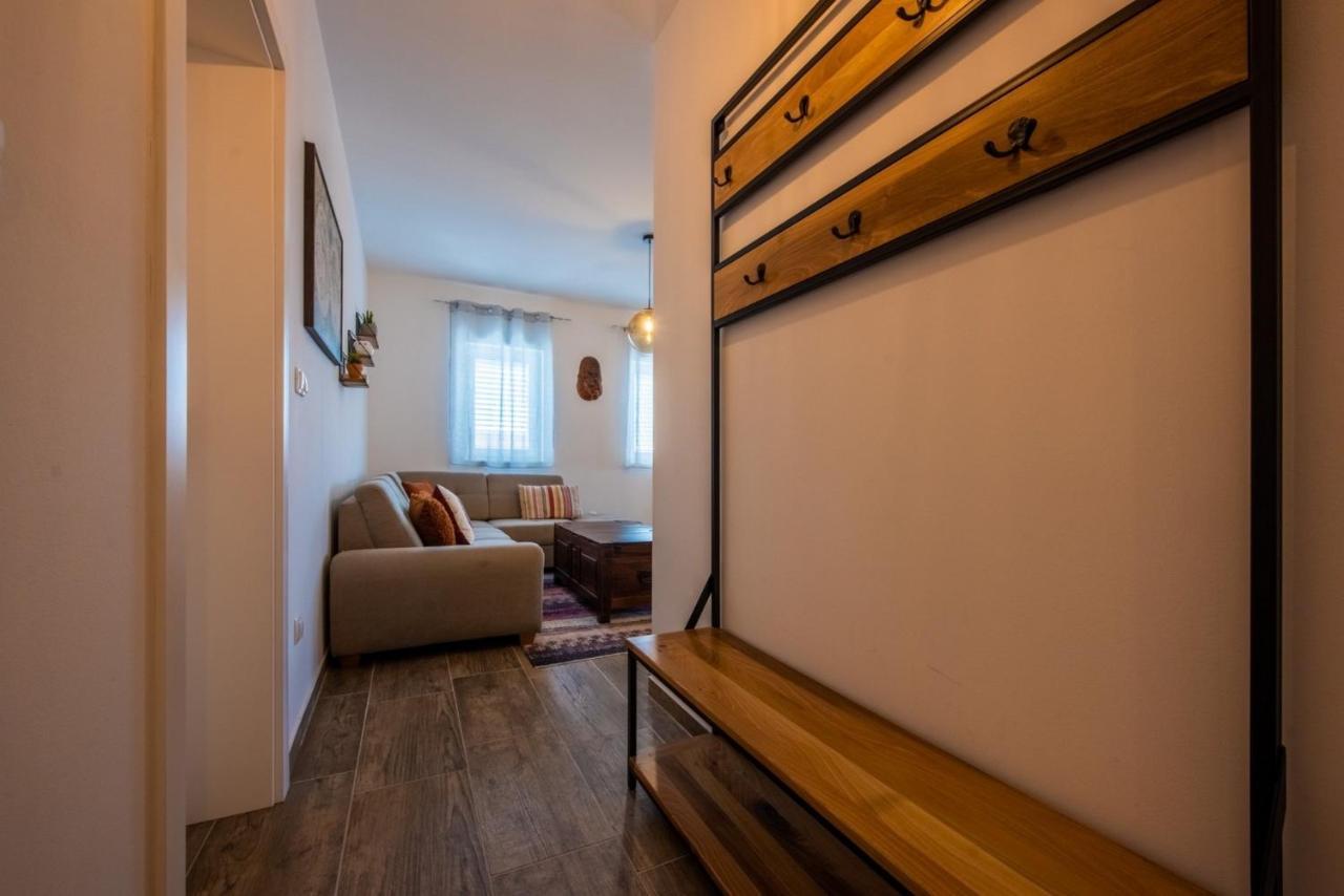 Apartman Paula Каштела Экстерьер фото