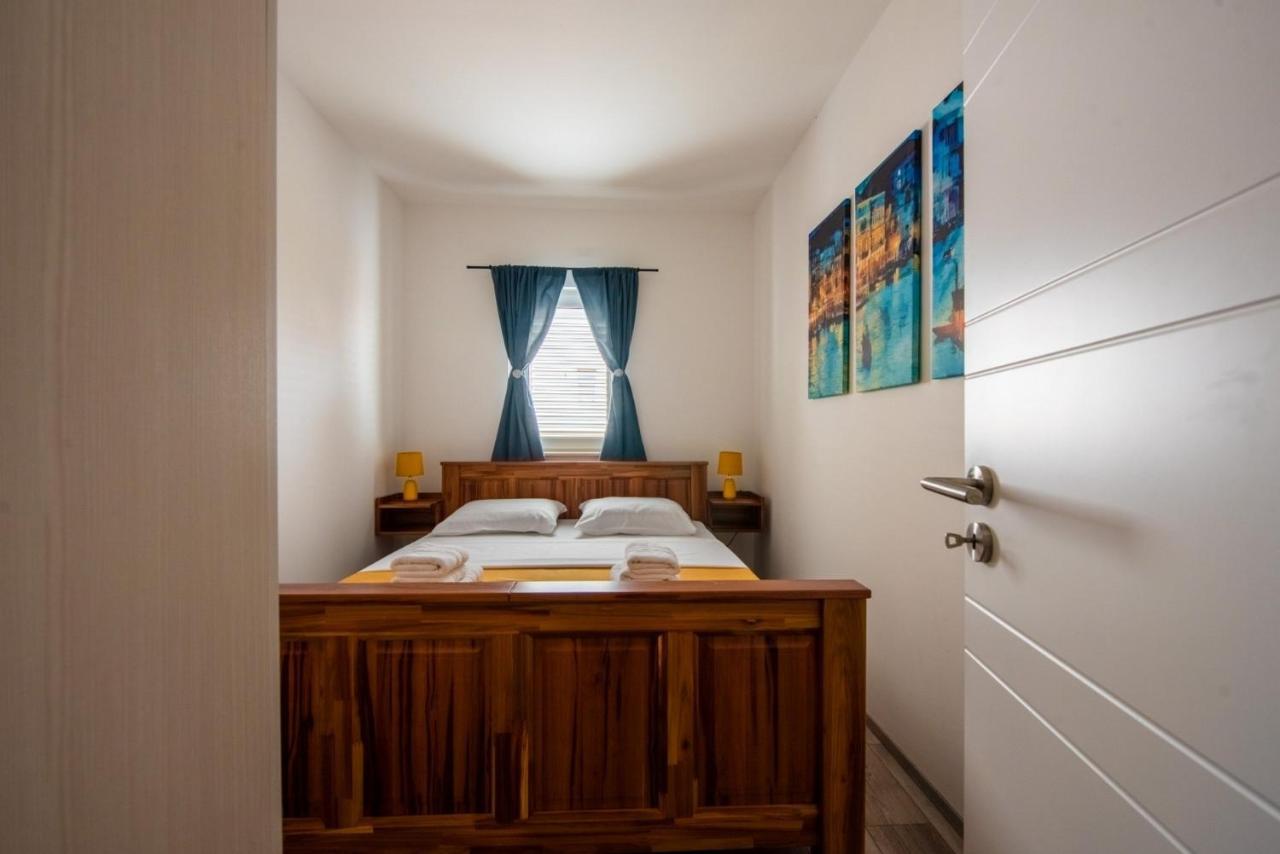 Apartman Paula Каштела Экстерьер фото