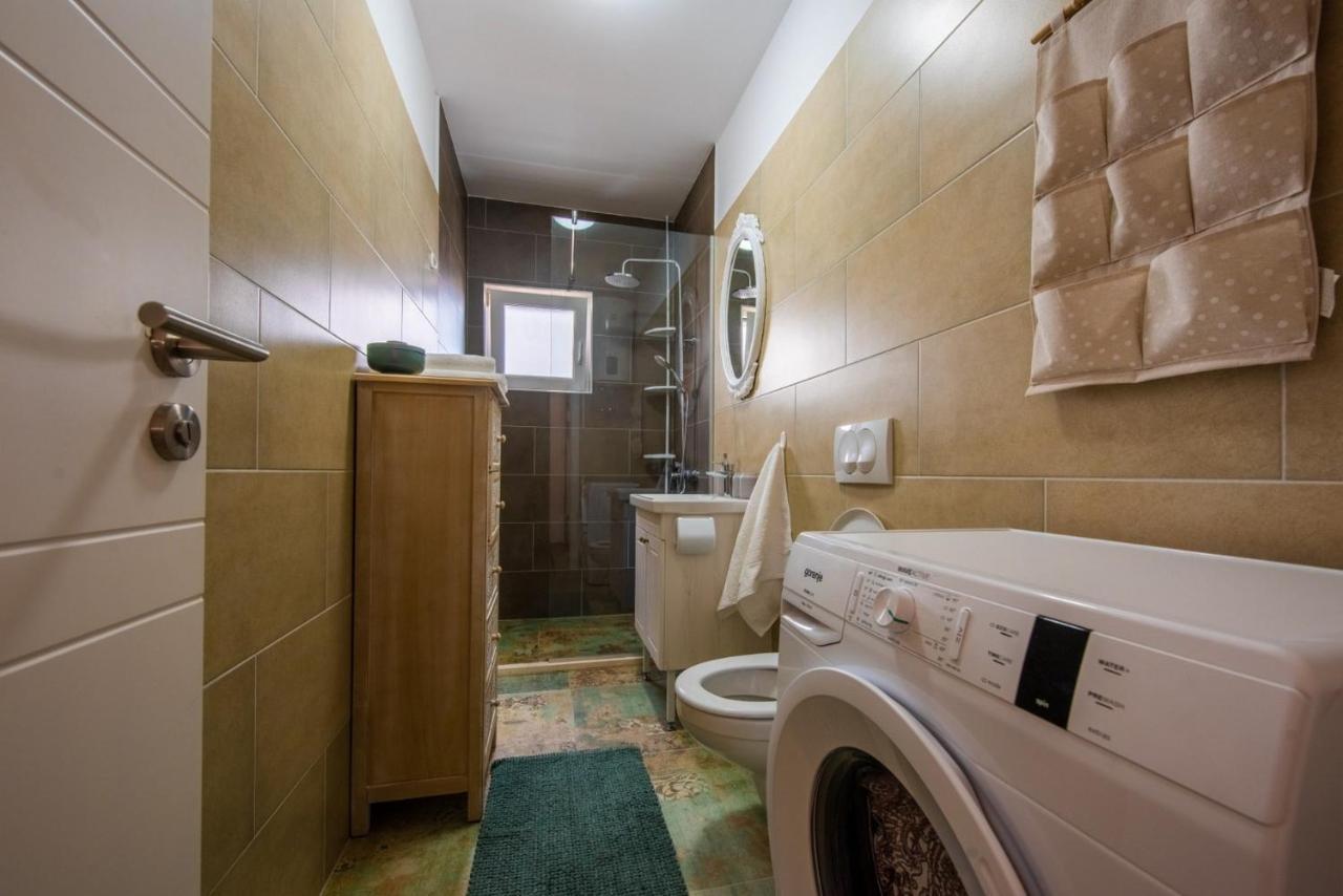 Apartman Paula Каштела Экстерьер фото